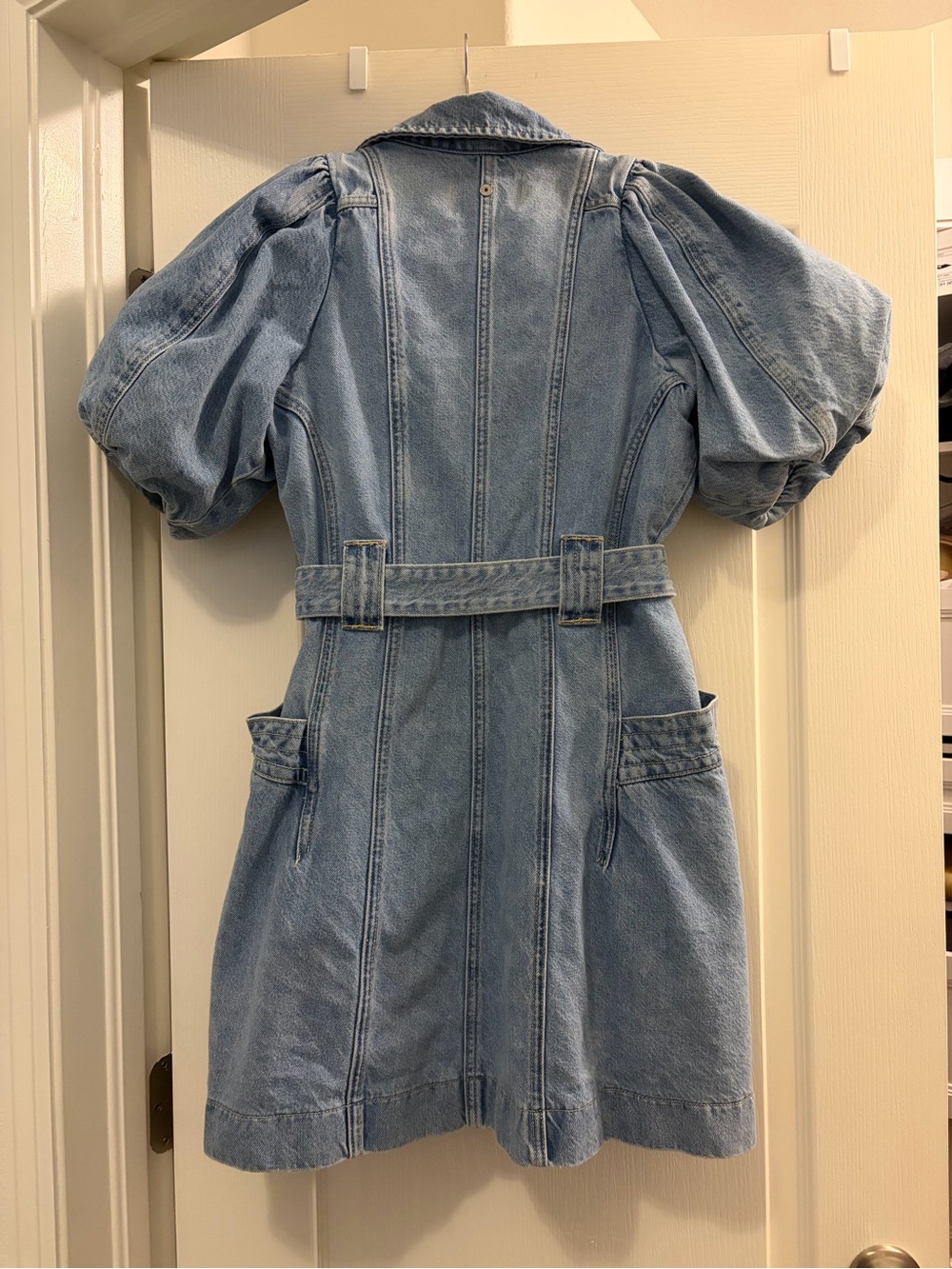 Celia Puff-Sleeve Denim Mini Dress in Light Blue - Picture 6 of 9